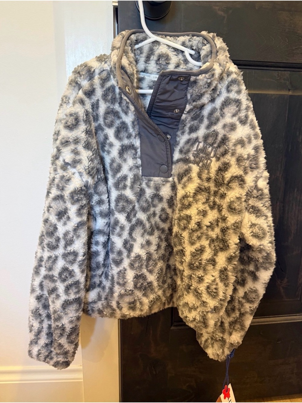 Limited Too Gray Leopard Sherpa Pullover Jacket s(7/8)